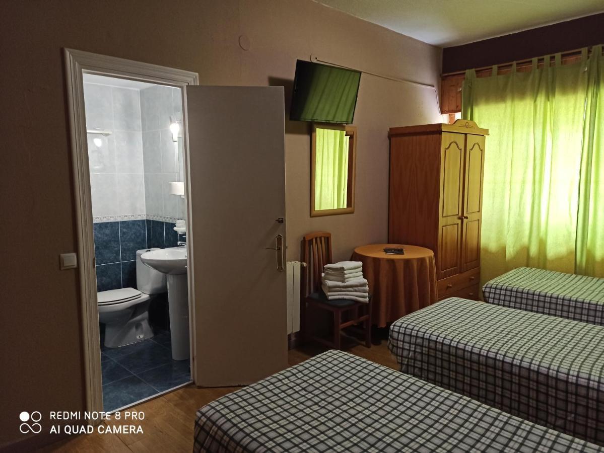 Hostal La Torre Santander Extérieur photo