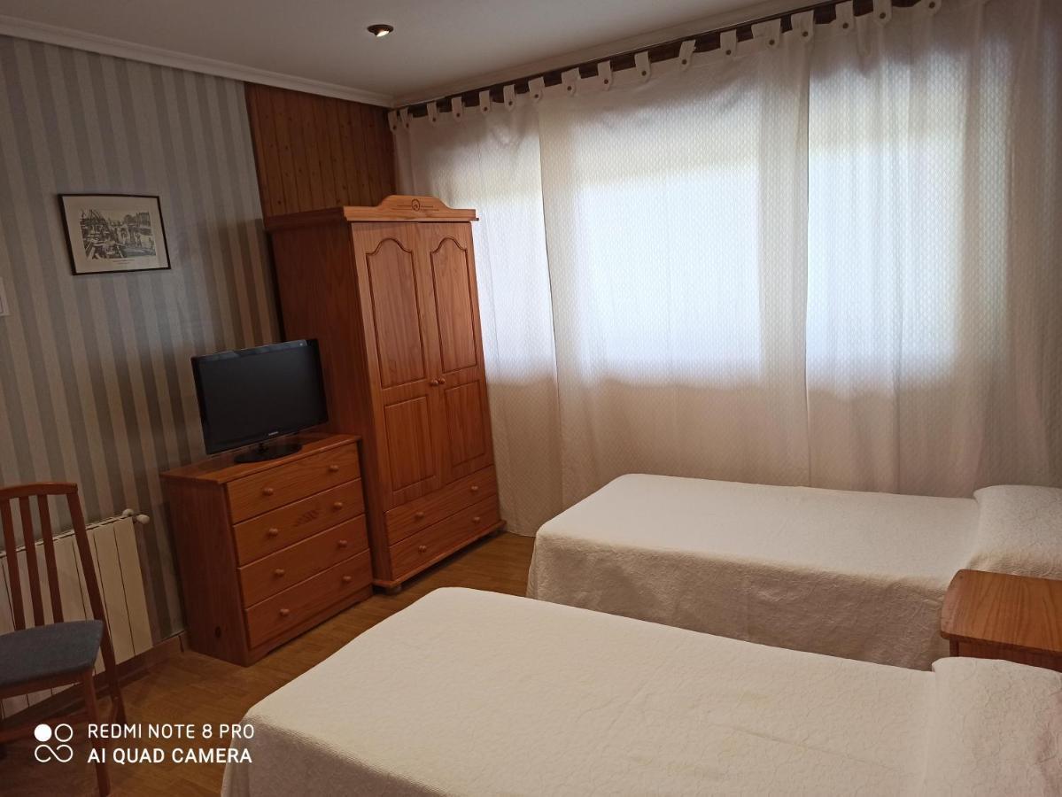 Hostal La Torre Santander Extérieur photo
