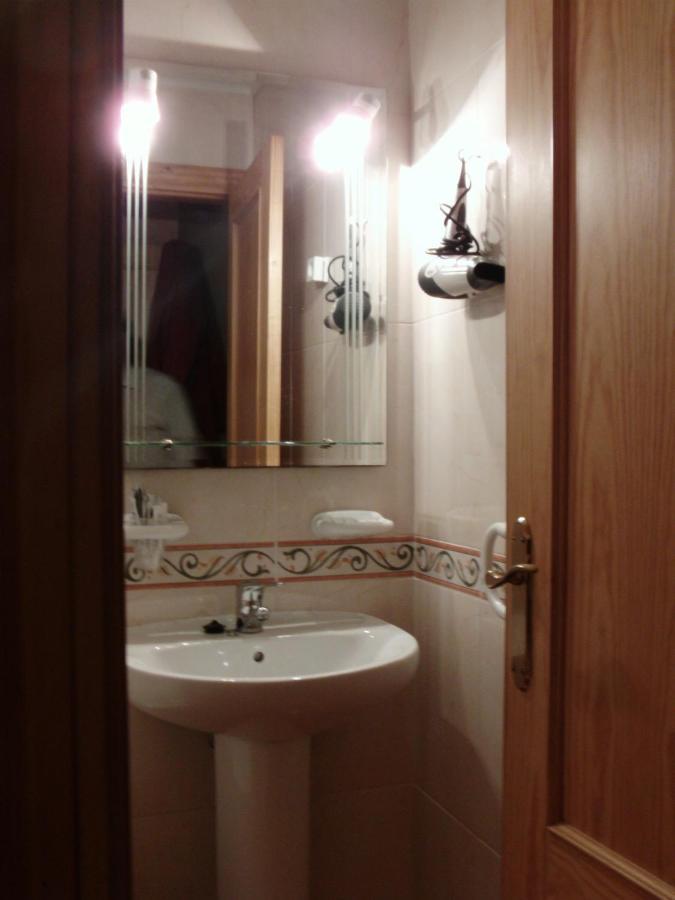 Hostal La Torre Santander Extérieur photo